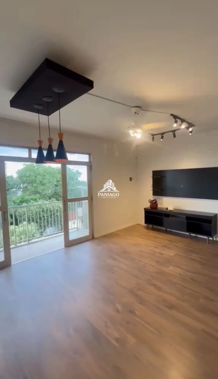 Apartamento Reformado para Locação com 2 Quartos, Suíte, Escritório - Foto 2