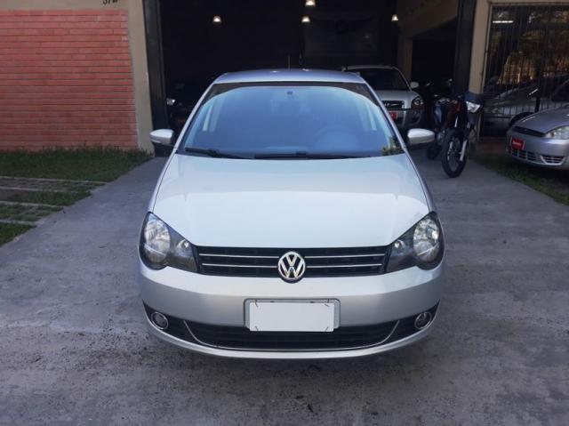 Volkswagen Polo Sedan CONFOT. IMOTION 1.6 4P - Foto 2