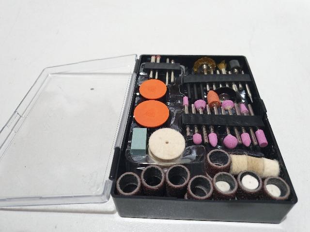 Kit Micro Retifica com 110 peças Black & Decker - RT18KA-BR - Foto 3