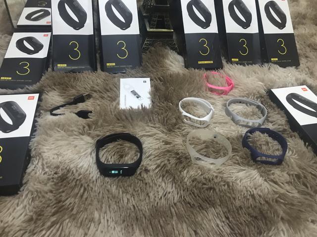 Promoção somente sábado e domingo mi band 3 original + pulseira reserva + película - Foto 3