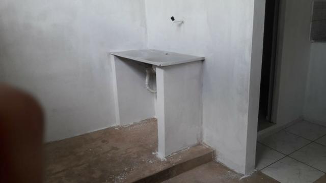 Aluga-se Kit Net ao lado da UFMA,Iicluso energia e água, 5 minutos da UFMA - Foto 6