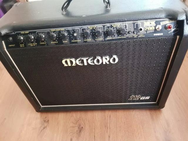 Amplificador Guitarra Meteoro Mck 200 (200w)