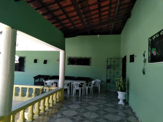 Espetacular casa com piscina e campo de futebol próximo as praias - Foto 5