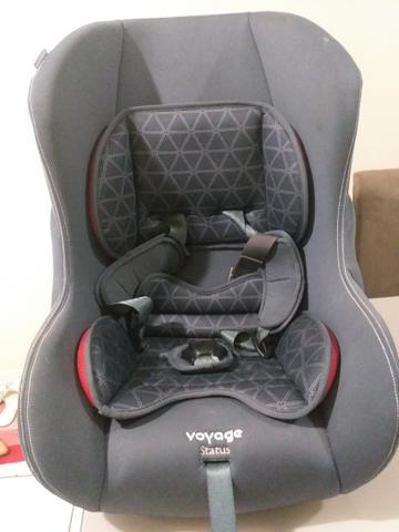 Vendo cadeirinha Voyage