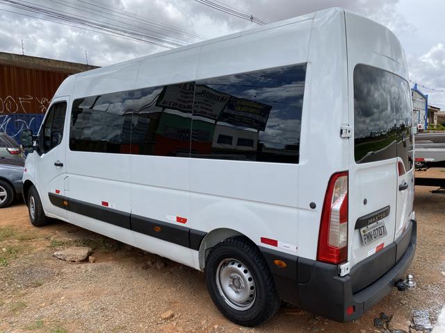 Vendo ou troco master 2015 16lugares luxo