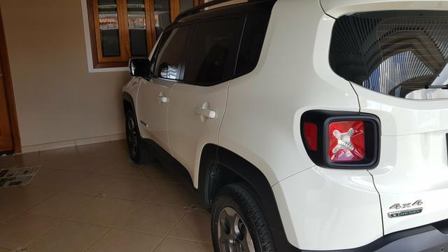 Renegade 2016 diesel 4X4 com teto - Foto 3