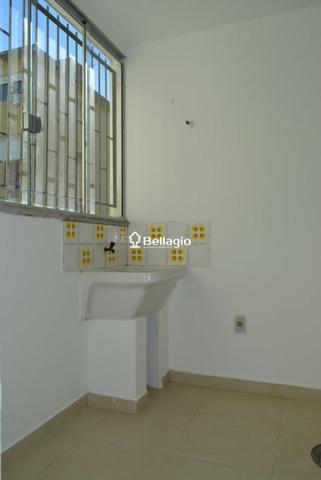 Apartamento 2 dormitórios com garagem - Foto 5