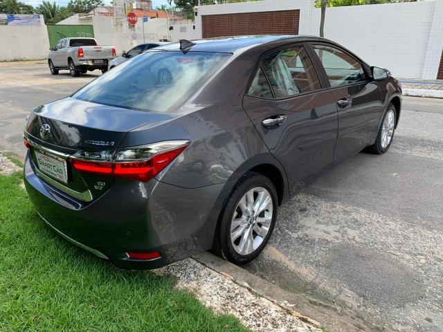 Toyota Corolla Xei cinza aut 2018 27.000km - Foto 8