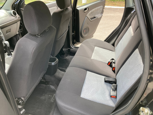Fiesta Class 1.6 8V Flex Manual 2010 - Foto 14