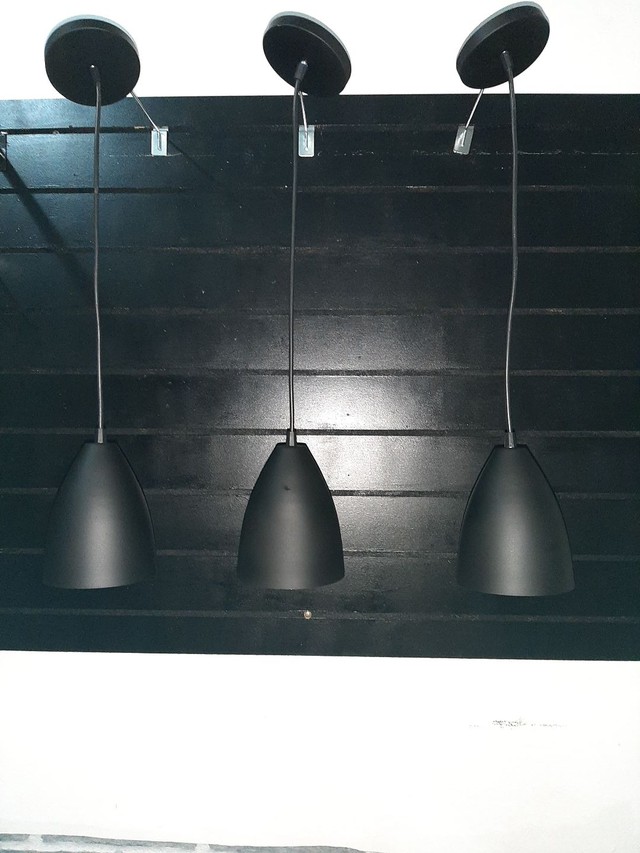 Kit c/3 luminárias pendentes pretas vegas alumínio iluminação decoração  - Foto 3