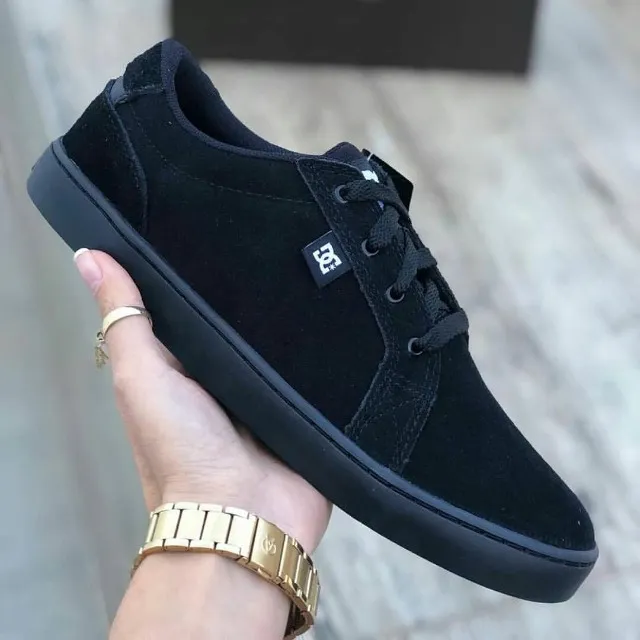 asics vans balenciaga versace fila tommy puma allstar pollo nike mizuno adidas cat reserva