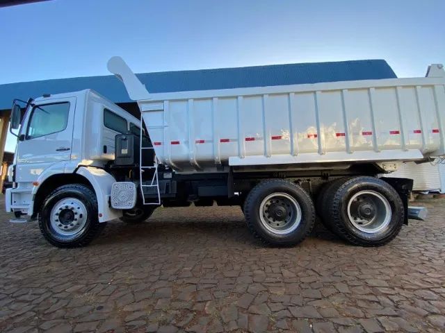 MB Axor 2831 6x4 - Foto 5