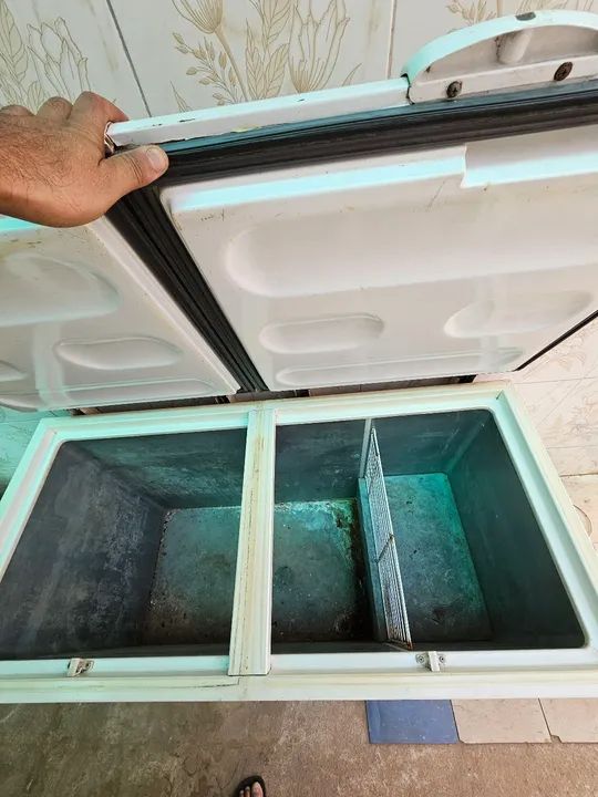 Freezer horizontal Metalfrio DA420 419L  - Foto 4