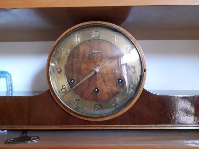 RELÓGIO DE MESA CARRILHÃO JUNGHANS64840806281859120