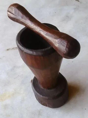 Antigo Pilão Almofariz  esculpido Bloco Madeira nativa Quilombo Acompanha soquete Descriçã - Foto 2