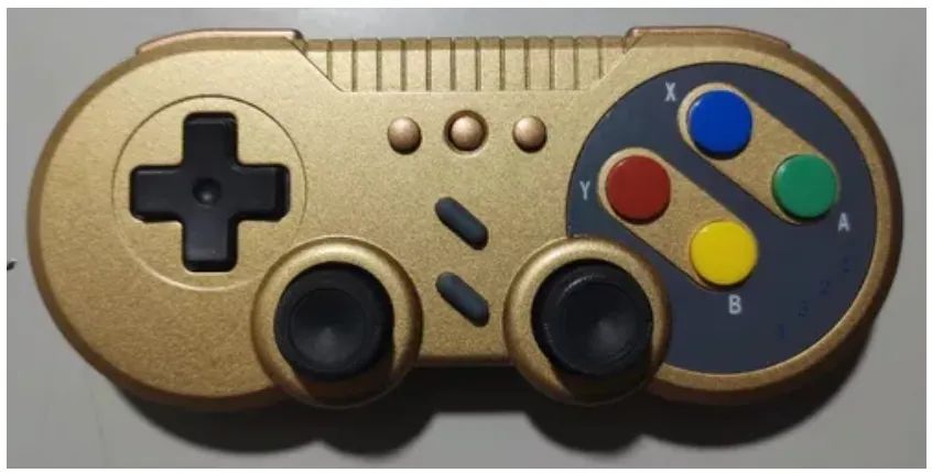 Controle Nintendo Switch Dourado Gamepad Novo modelo Super Nintendo - Foto 5