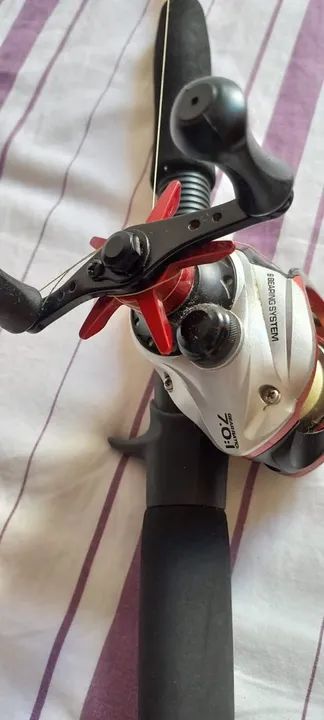 Vendo 2 varas de pesca - Foto 6