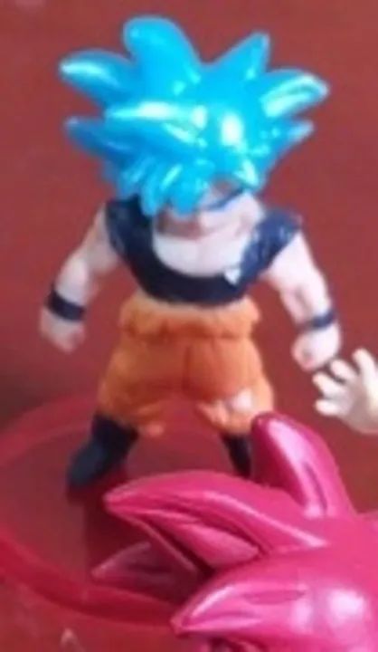 Boneco Goku Super Saiyajin God Blue