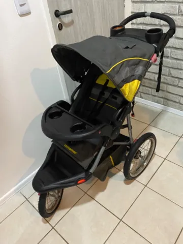 Carrinho de Bebê Baby Trend Com Bebê Conforto Expedition Jogger Bubble Gum