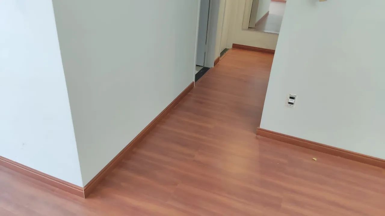 Piso Laminado é Vinílico instalação  - Foto 3