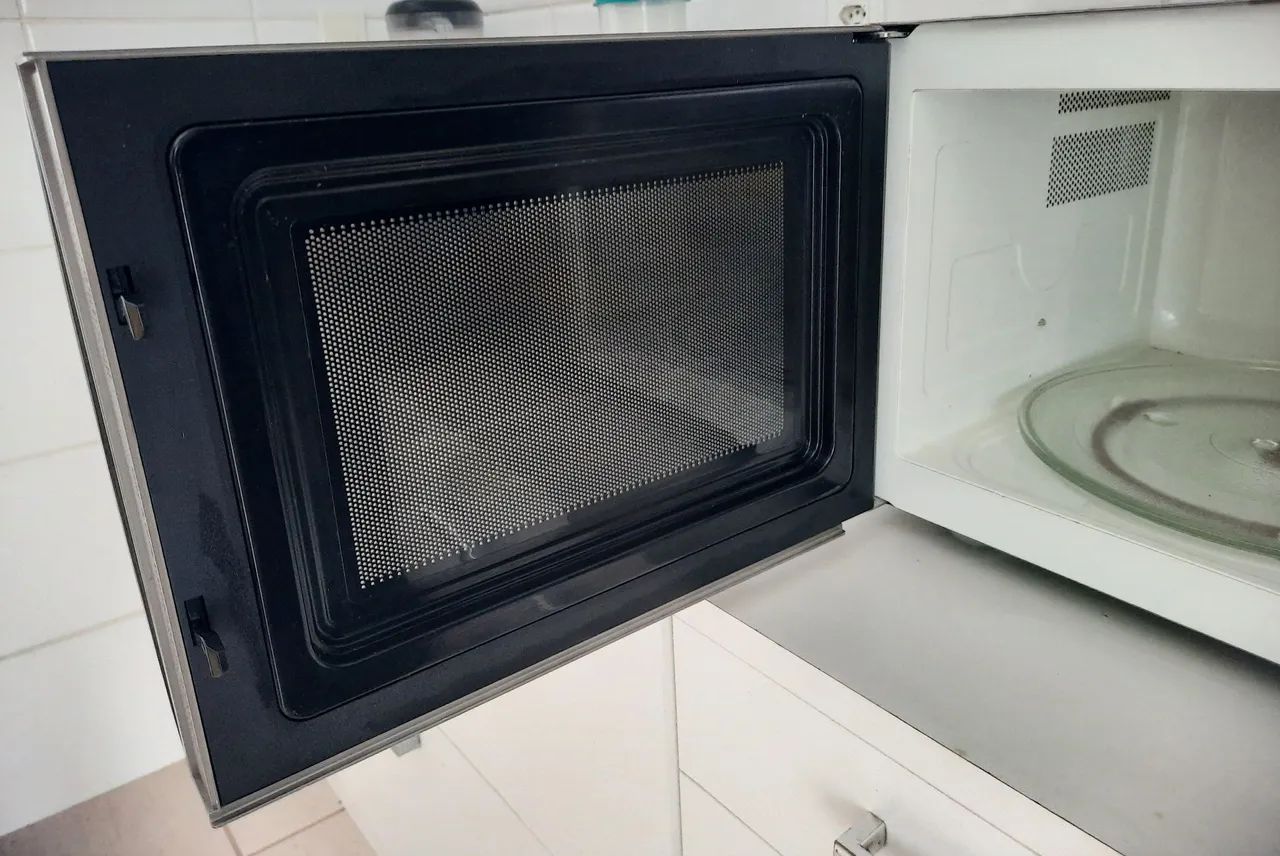 Micro-ondas Panasonic 32L - Foto 4