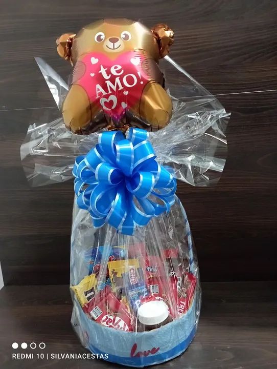 Cestas de cafe da manhã , guloseimas e chocolate  - Foto 4