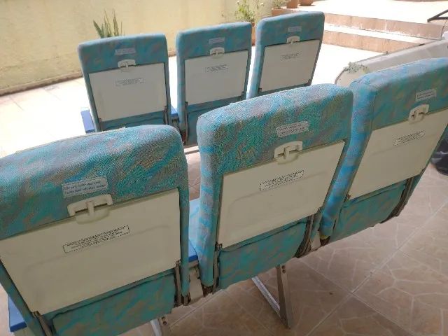 poltrona avião 03 lugares - Foto 2