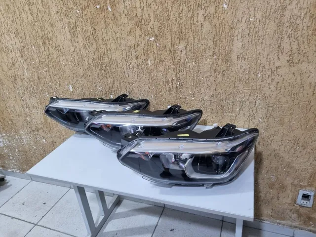 Farol esquerdo Tracker 2020/2021/2022/2023/2024
