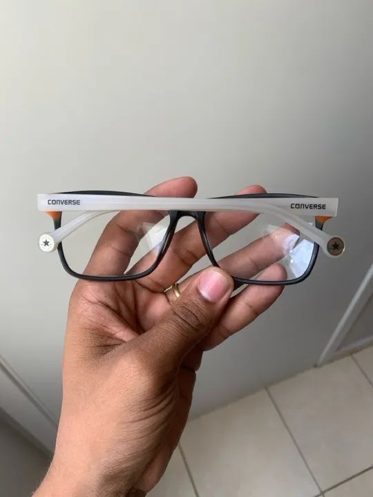 Armação de óculos original marca Converse