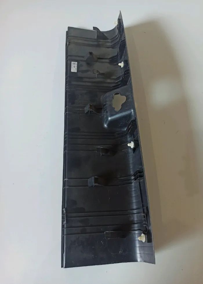 ACABAMENTO MOLD. PORTA MALAS HYUNDAI HB20S 1.6 2018 - Foto 2