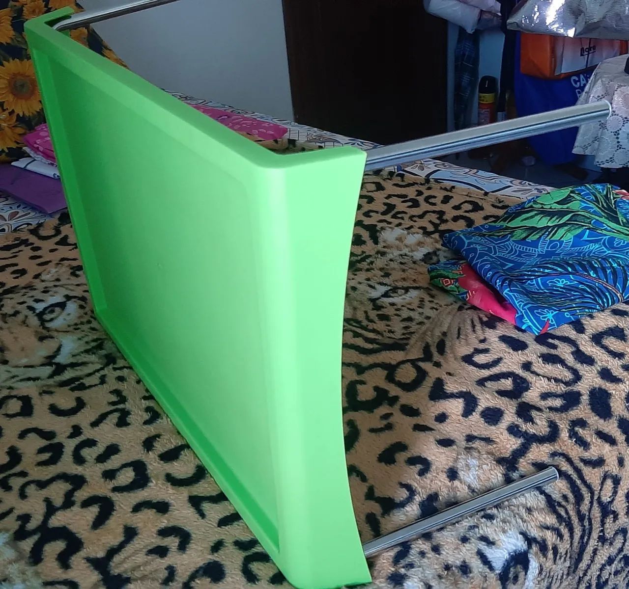 Mesa verde para café na cama  - Foto 4