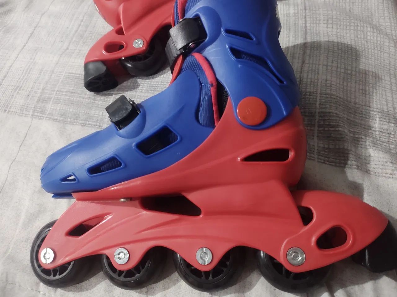 Patins homem aranha  - Foto 2