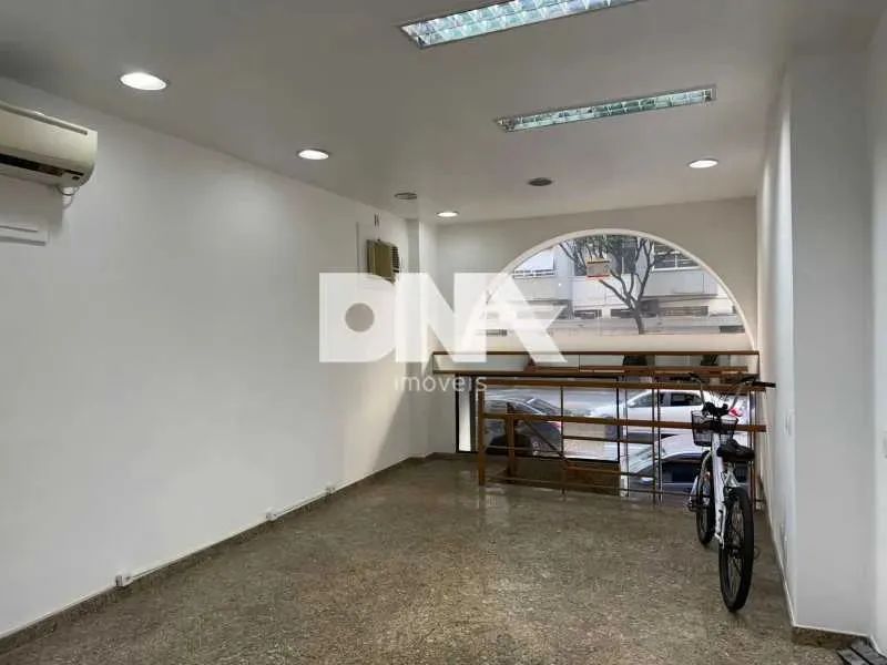 Loja - / Comercial / Copacabana