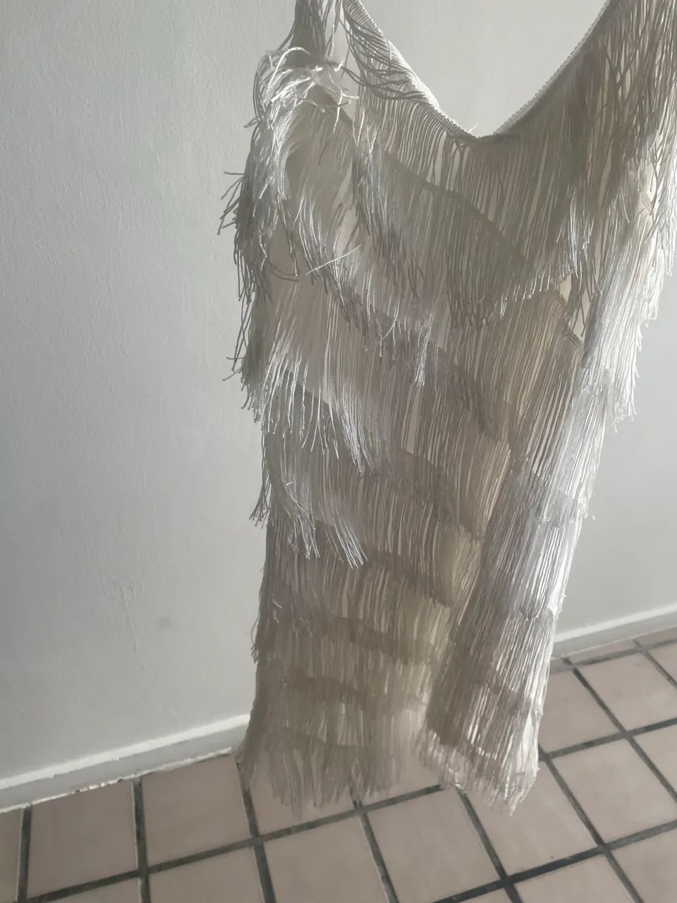 Vestido branco de franjas! R$ 85 - Foto 3