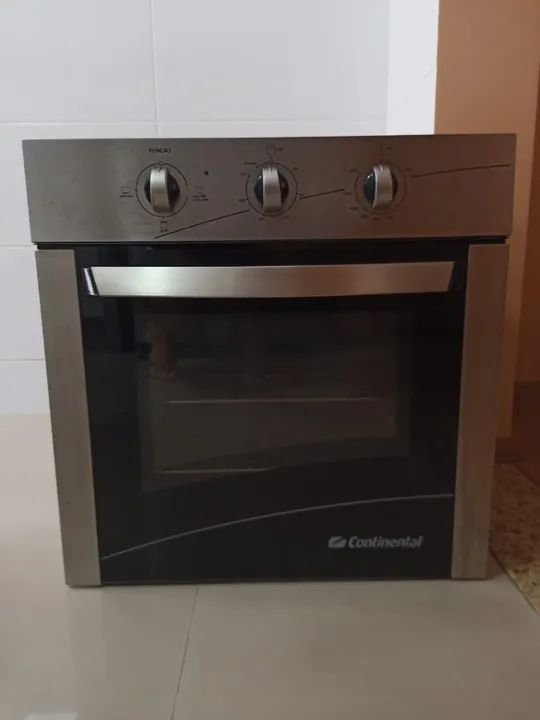Forno elétrico de embutir Continental  66L