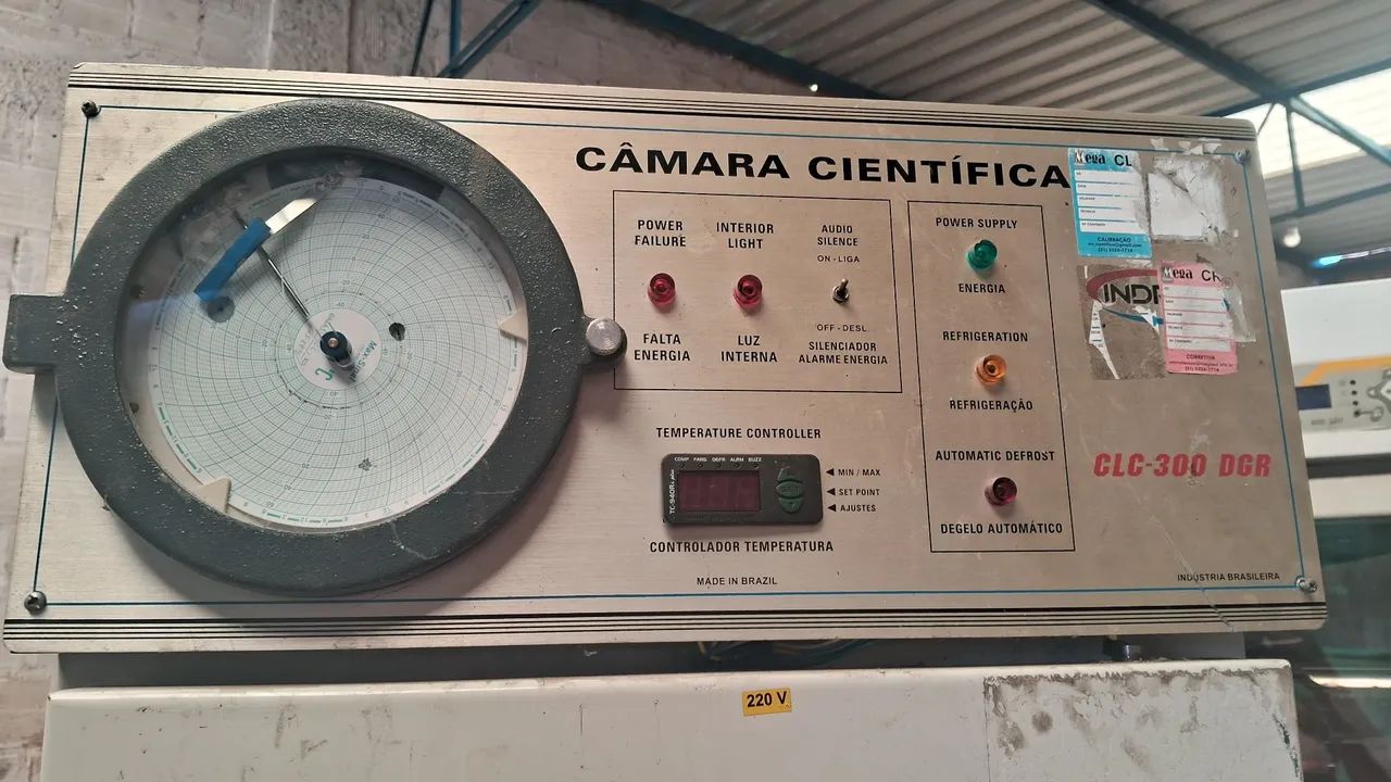 Camara científica CLC-300 INDREL  funcionando  - Foto 3