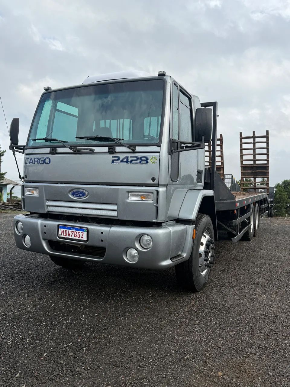 Ford Cargo 2428 prancha