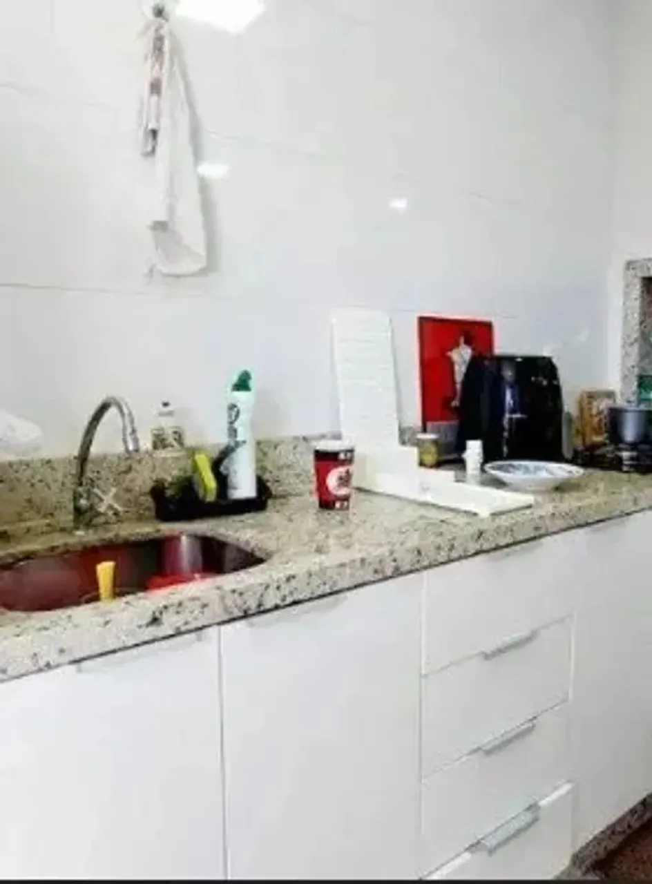 Apartamento (Padrão), com 2 quartos e 1 banheiros à Venda, 50 m² em Curitiba/PR