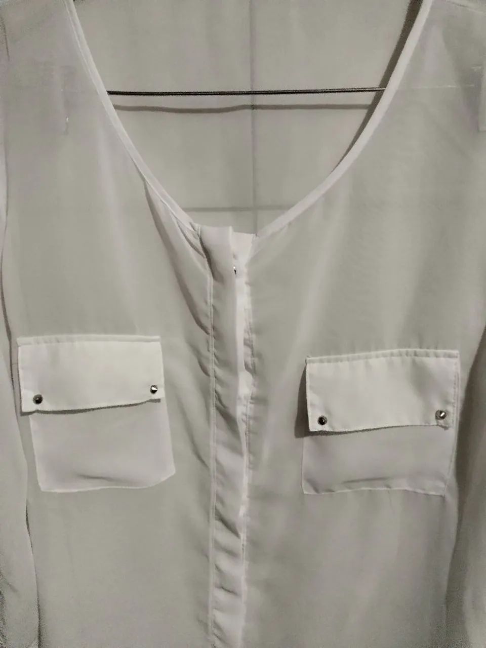 Blusa branca de renda transparente - Foto 2