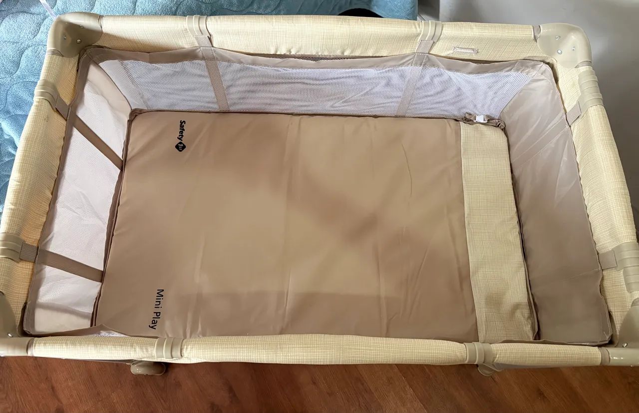 Berço Portátil Safety 1st Mini Play Desmontável - Foto 3