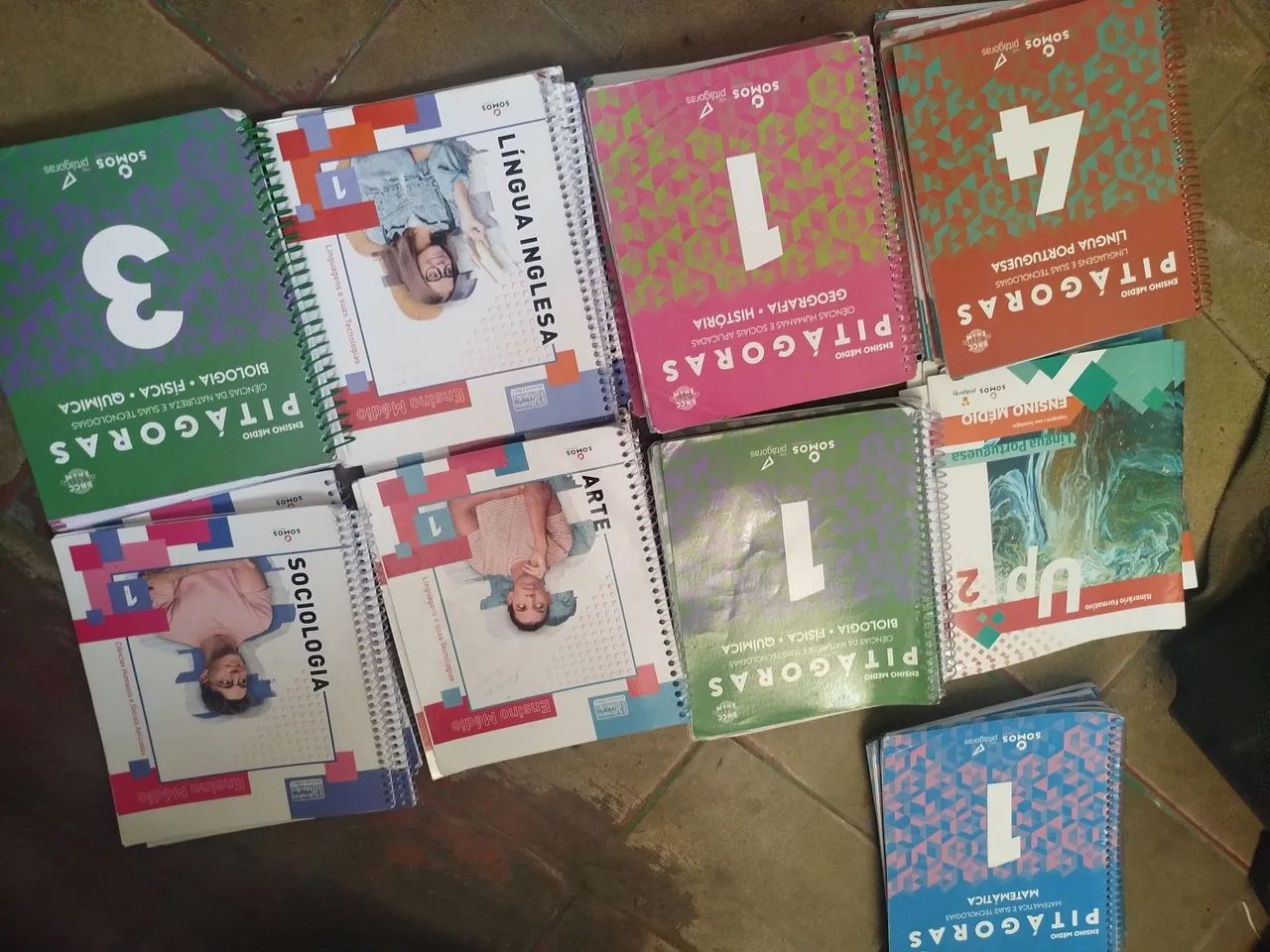 Livros Didáticos 1° Ano do Ensino Médio - Diversas Disciplinas - Foto 4