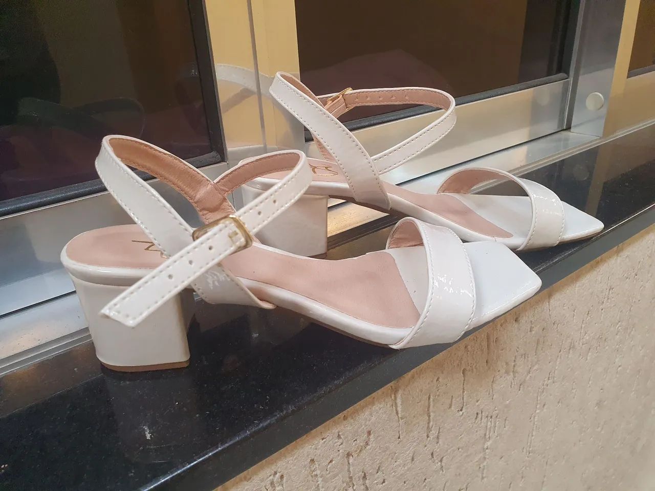 Sandália branca  - Foto 3