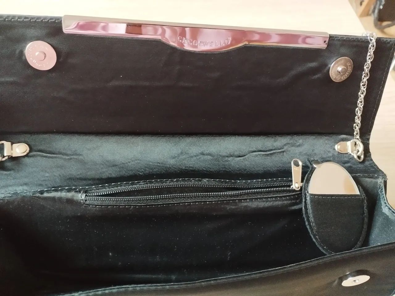 Bolsa de Festa Preta com Corrente - CECCONCELLO - NOVA  - Foto 3