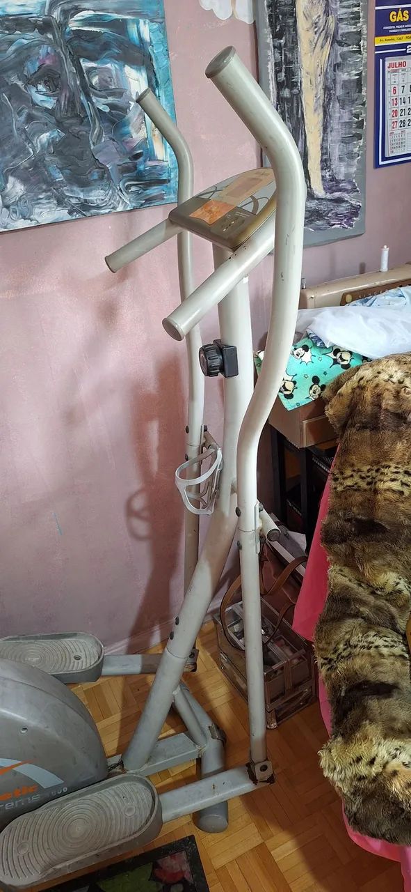 Elíptico residencial. Excelente estado