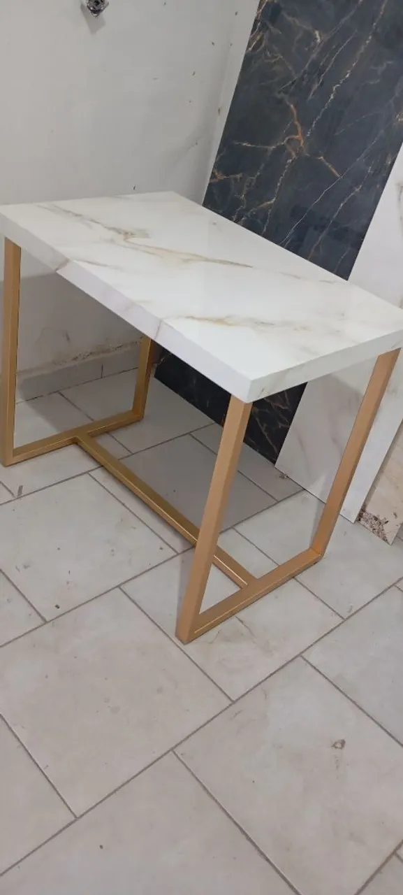 Mesa de centro / aparador