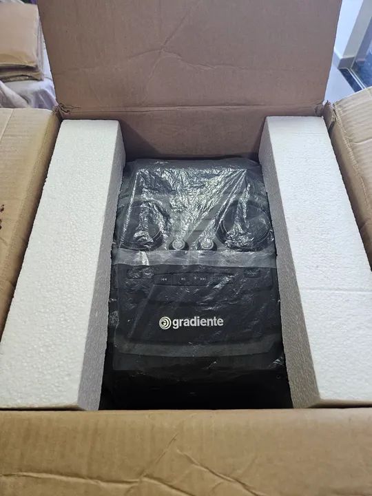 Torre de Som Gradiente 1200W + Micofones Dylan 2x30 Canais Digital, Karaokê Completo!! - Foto 2