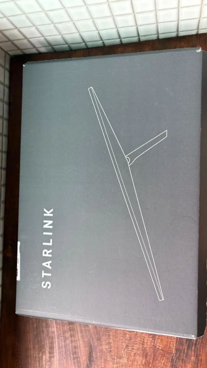 Starlink Standard Kit V4 Satellite Internet Antenna - With Invoice and Warranty64330129403266120