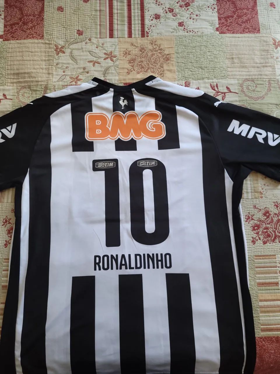 Camisa Oficial Galo Atlético-MG #10 Ronaldinho 2014 autografada