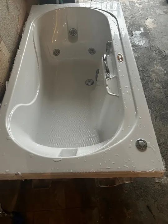 Banheira jacuzzi de Hidromassagem