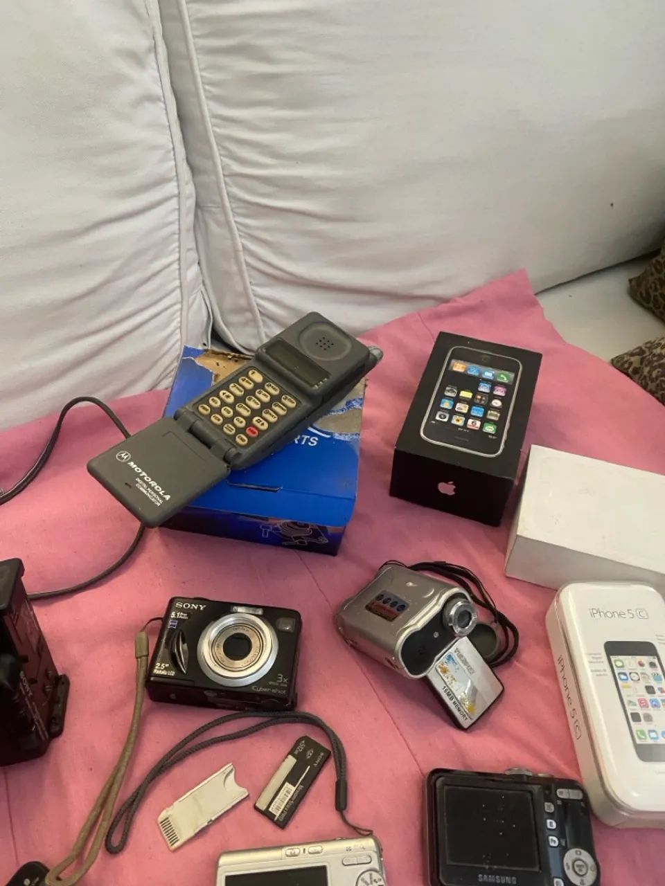 Filmadora Sony Handycam Video 8 ano 1985 - Foto 2